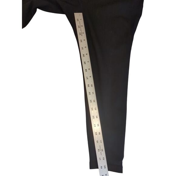 Zella Leggings Size Medium Black Womens Cropped Capri Mesh Pants Athletic - Picture 7 of 9